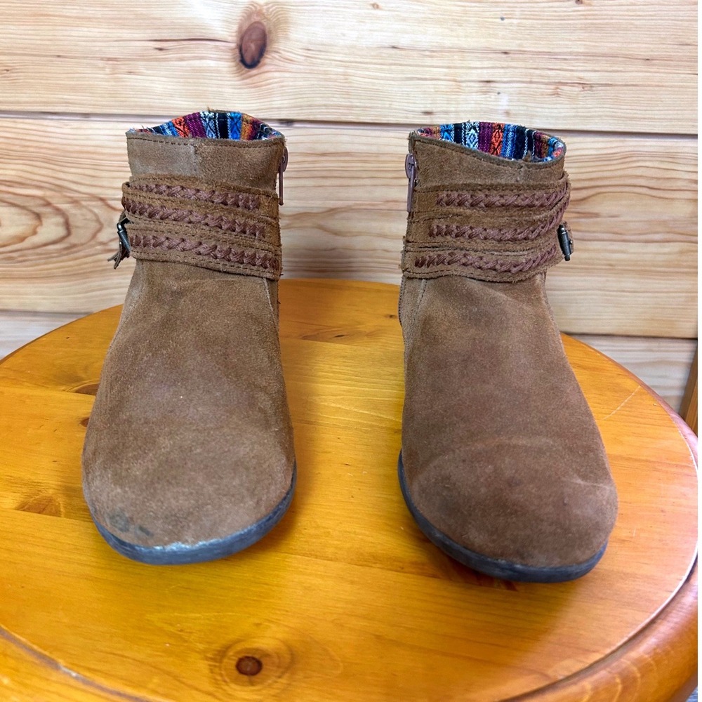 Minnetonka Brown Suede Ankle Boots Braided Fringe Boho Western 563 Womens 7.5